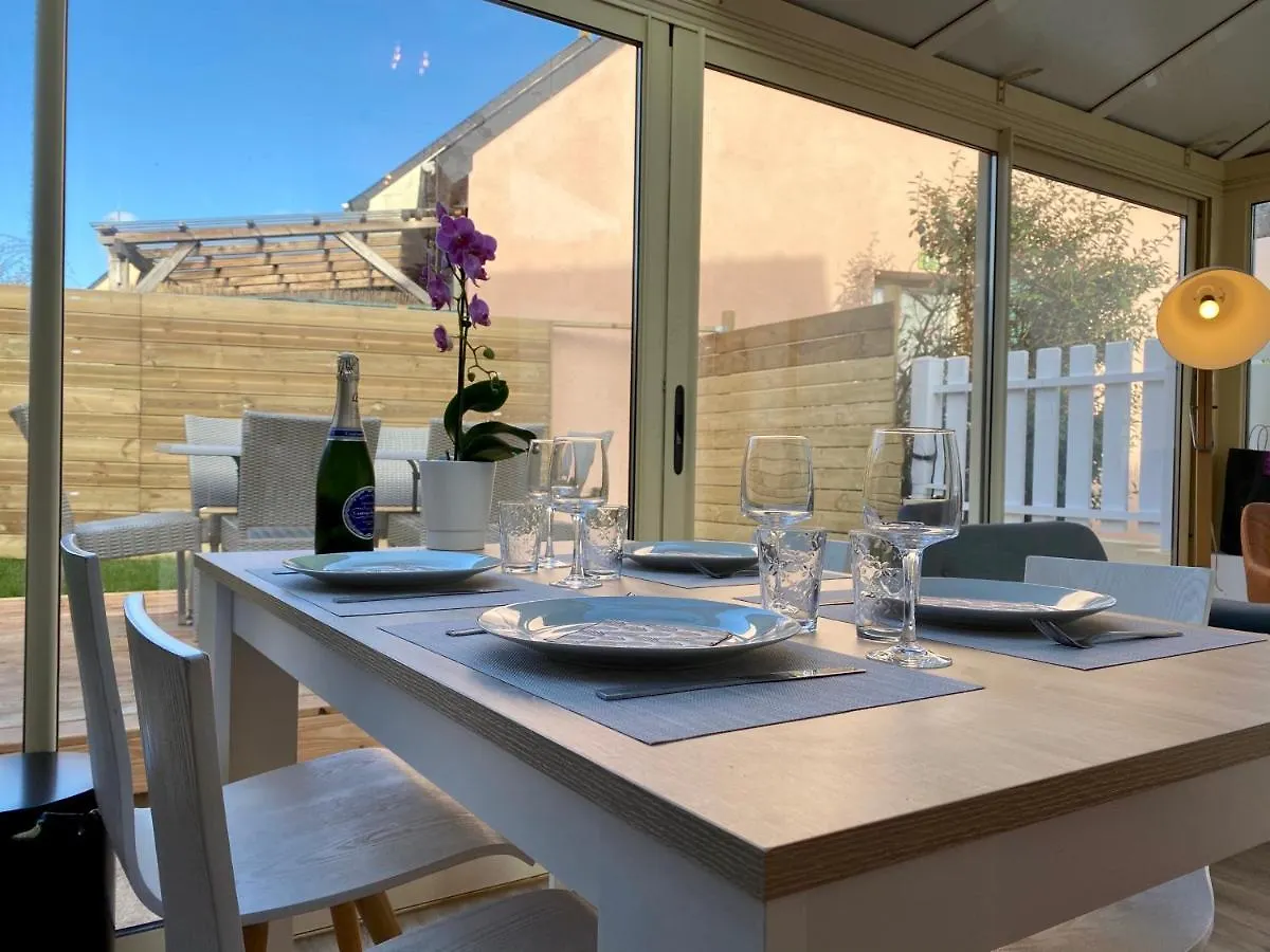La Petite Maison De Bord De Mer Apartment Guidel